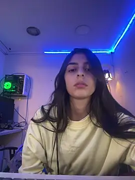 Snapshot of cristel_17 chatting on 01.07.25 cristel 17 online show from 01.07.25