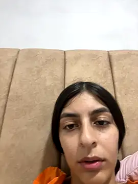 Snapshot of cristel_17 chatting on 10.31.25 cristel 17 online show from 10.31.25