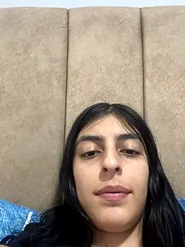 Snapshot of cristel_17 chatting on 11.22.25 cristel 17 online show from 11.22.25