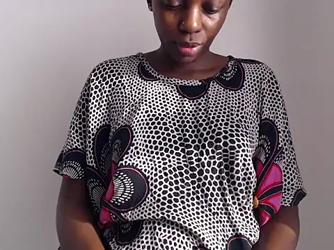 black   ghodess online show from 11.15.25