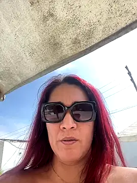 Snapshot of LISA_BULLOCK_ chatting on 10.10.25 LISA BULLOCK online show from 10.10.25