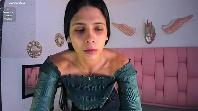 VeronikaOlsen online show from 03.18.25