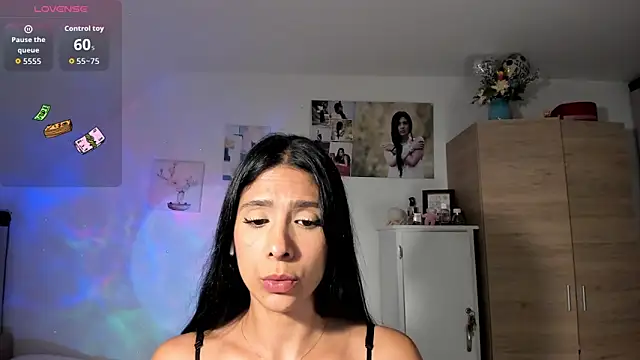 VeronikaOlsen online show from 11.08.25