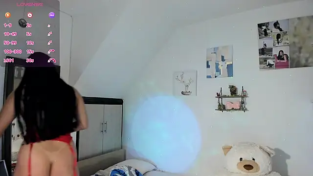 VeronikaOlsen online show from 11.22.25