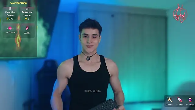 Snapshot of thomklein chatting on 02.03.26 thomklein online show from 02.03.26