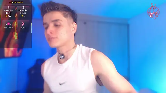 Snapshot of thomklein chatting on 02.10.26 thomklein online show from 02.10.26