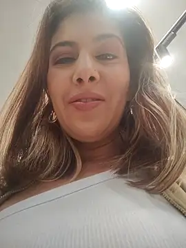 scarlett moore online show from 04.13.26