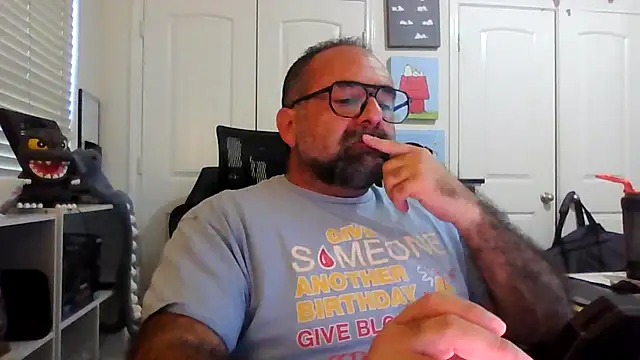 chainjulious online show from 10.15.25