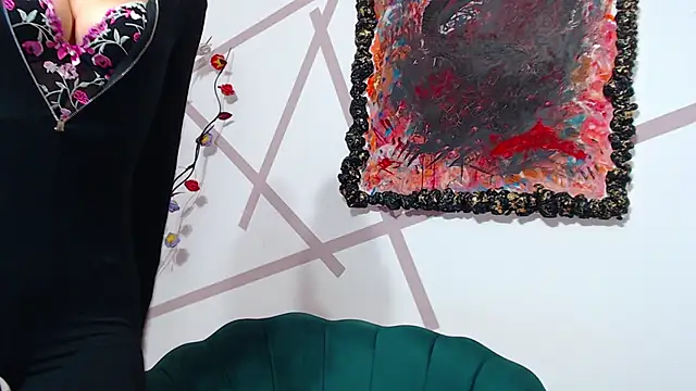 Snapshot of ZaSha__ chatting on 12.23.24 ZaSha online show from 12.23.24