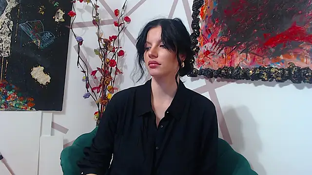 Snapshot of ZaSha__ chatting on 10.24.25 ZaSha online show from 10.24.25