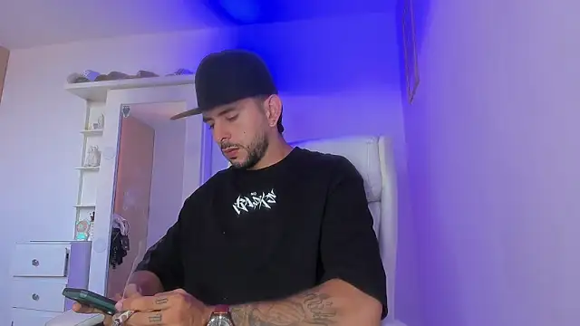 Snapshot of Ethan_mullers chatting on 01.23.25 Ethan mullers online show from 01.23.25