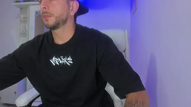 Snapshot of Ethan_mullers chatting on 01.23.25 Ethan mullers online show from 01.23.25