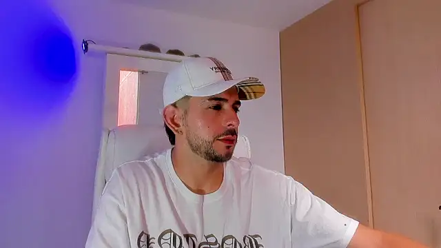 Snapshot of Ethan_mullers chatting on 02.03.25 Ethan mullers online show from 02.03.25