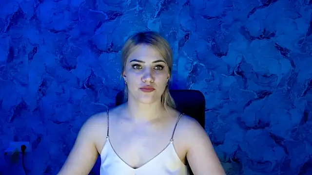 nika gold1 online show from 03.13.25