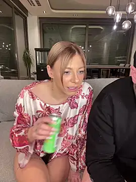 SexOnMyLvL online show from 02.24.25