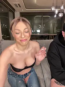 SexOnMyLvL online show from 02.24.25