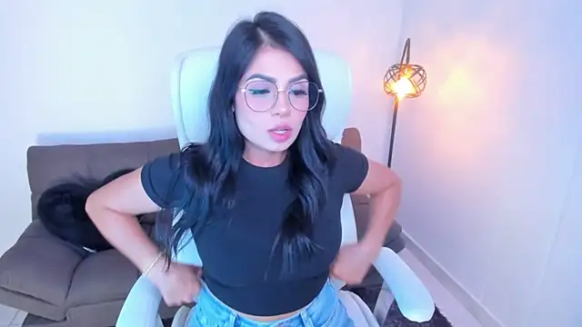 dominique21  online show from 12.14.24