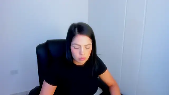 dominique21  online show from 02.27.26