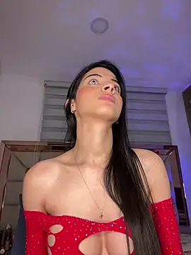 violetta-brown1 online show from 03.20.25