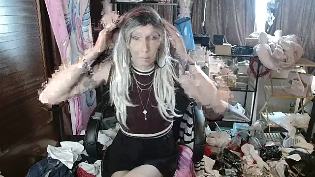 Ombeline1 online show from 10.03.25