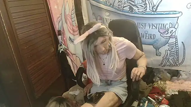 Ombeline1 online show from 04.07.26