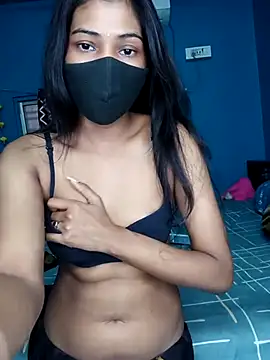 Triha 18 online show from 02.20.25