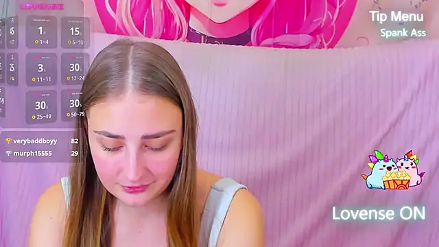 Snapshot of MilliStrii chatting on 12.27.24 MilliStrii online show from 12.27.24