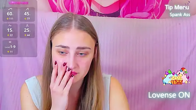 Snapshot of MilliStrii chatting on 01.06.25 MilliStrii online show from 01.06.25