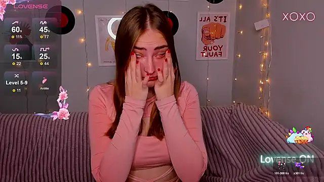 Snapshot of MilliStrii chatting on 01.08.26 MilliStrii online show from 01.08.26