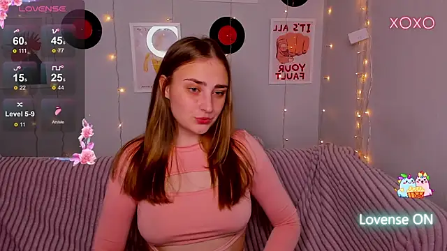 Snapshot of MilliStrii chatting on 01.09.26 MilliStrii online show from 01.09.26