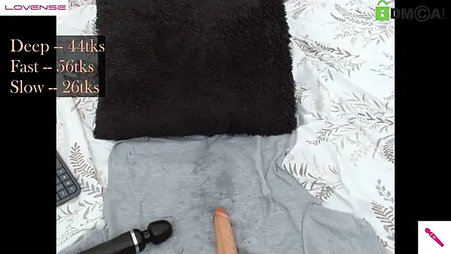 Hot Candy  online show from 02.28.25