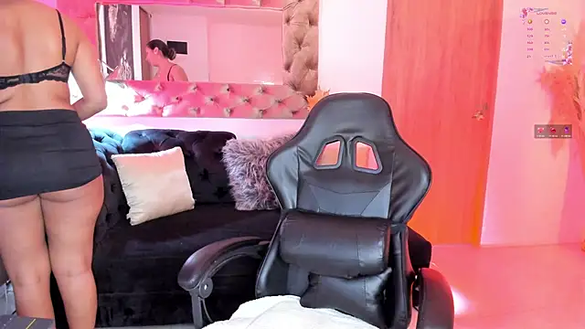 AmelyaMann online show from 04.16.26