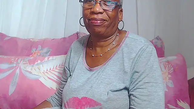 Snapshot of Freakyassnwildx chatting on 02.13.26 Freakyassnwildx online show from 02.13.26