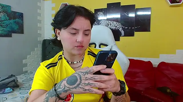 isabeautyx19 online show from 04.05.26