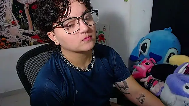 Snapshot of isabeautyx19 chatting on 07.15.26 isabeautyx19 online show from 07.15.26