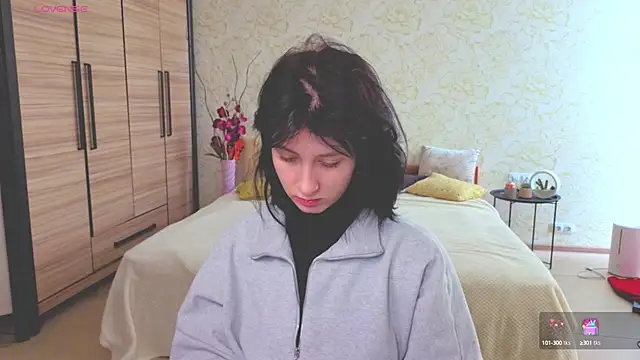 JulisSweet online show from 09.27.25