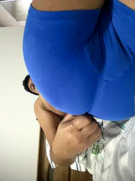 Snapshot of jahn2146 chatting on 10.16.25 jahn2146 online show from 10.16.25