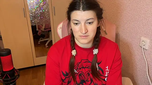 Snapshot of Katrin__kiss chatting on 02.11.26 Katrin kiss online show from 02.11.26