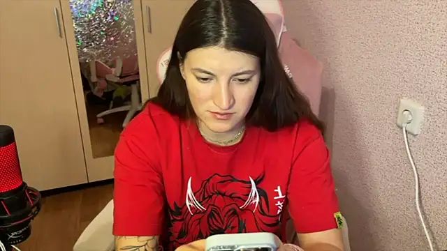 Snapshot of Katrin__kiss chatting on 02.12.26 Katrin kiss online show from 02.12.26