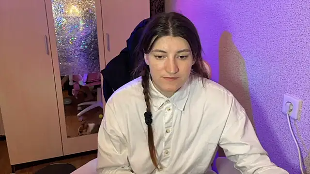 Snapshot of Katrin__kiss chatting on 02.25.26 Katrin kiss online show from 02.25.26