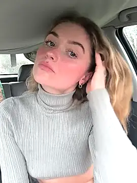 Snapshot of Goldloeckchen159 chatting on 02.13.25 Goldloeckchen159 online show from 02.13.25