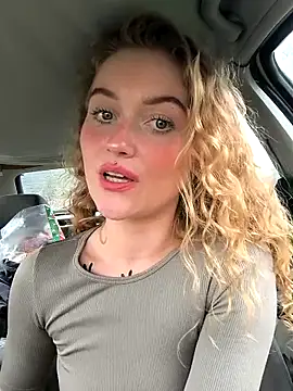 Snapshot of Goldloeckchen159 chatting on 02.15.25 Goldloeckchen159 online show from 02.15.25