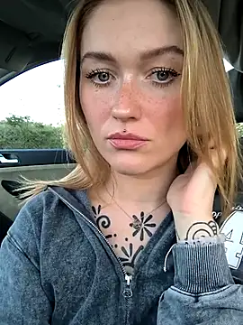 Snapshot of Goldloeckchen159 chatting on 11.23.25 Goldloeckchen159 online show from 11.23.25