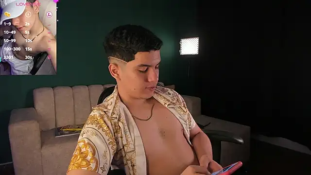 Brat  online show from 03.05.25