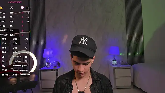 Brat  online show from 04.10.26