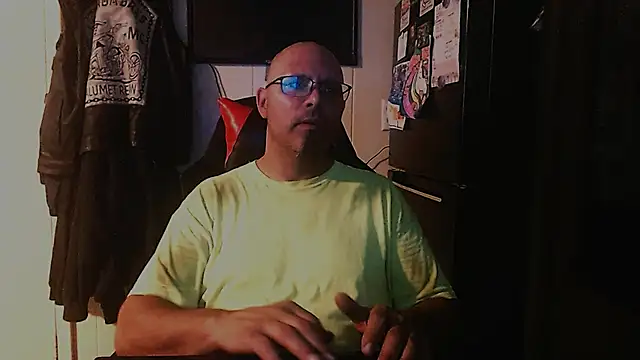 KrazyLegz online show from 09.17.25