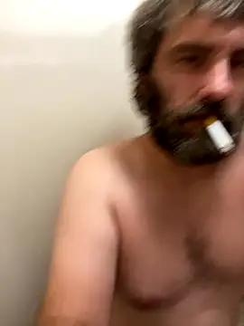 Snapshot of bigJohnson223 chatting on 10.30.25 bigJohnson223 online show from 10.30.25