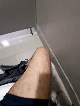 Snapshot of johny_69d@xh chatting on 01.10.25 johny 69dxh online show from 01.10.25