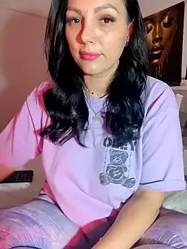 ReiyaRey online show from 04.15.26