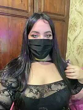 Snapshot of AMBER_SEXY99 chatting on 12.16.24 AMBER SEXY99 online show from 12.16.24